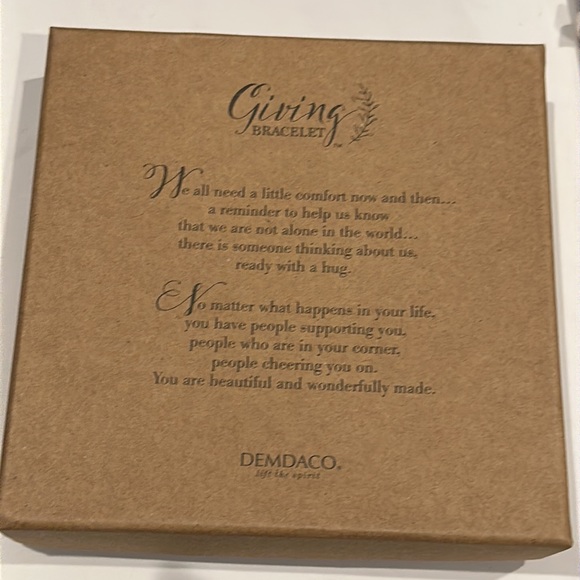 Brand new Demdaco Giving Cross Bracelet - Picture 3 of 3
